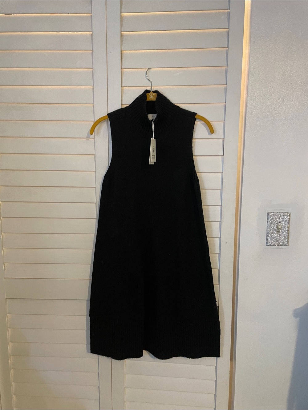 Sleeveless Black Knit Turtleneck Dress - Classic Minimalist size Medium NWT